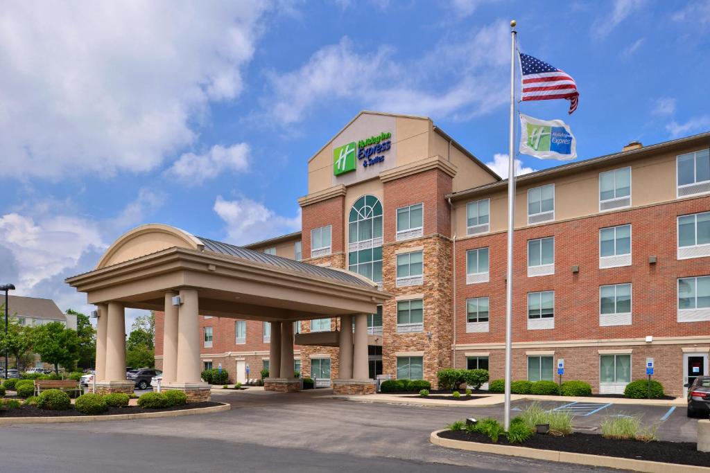 Holiday Inn Express Hotel & Suites Cincinnati - Mason an IHG Hotel Main image 1